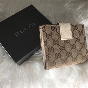 ✨Gucci Wallet✨